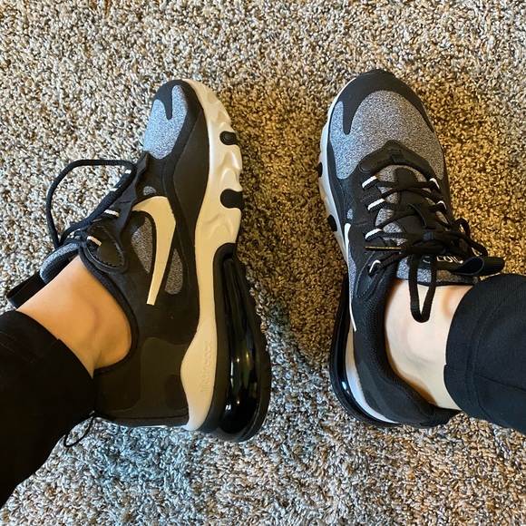 FLASH SALE Nike Air Max 270 React Women’s Sneakers - Picture 6 of 11